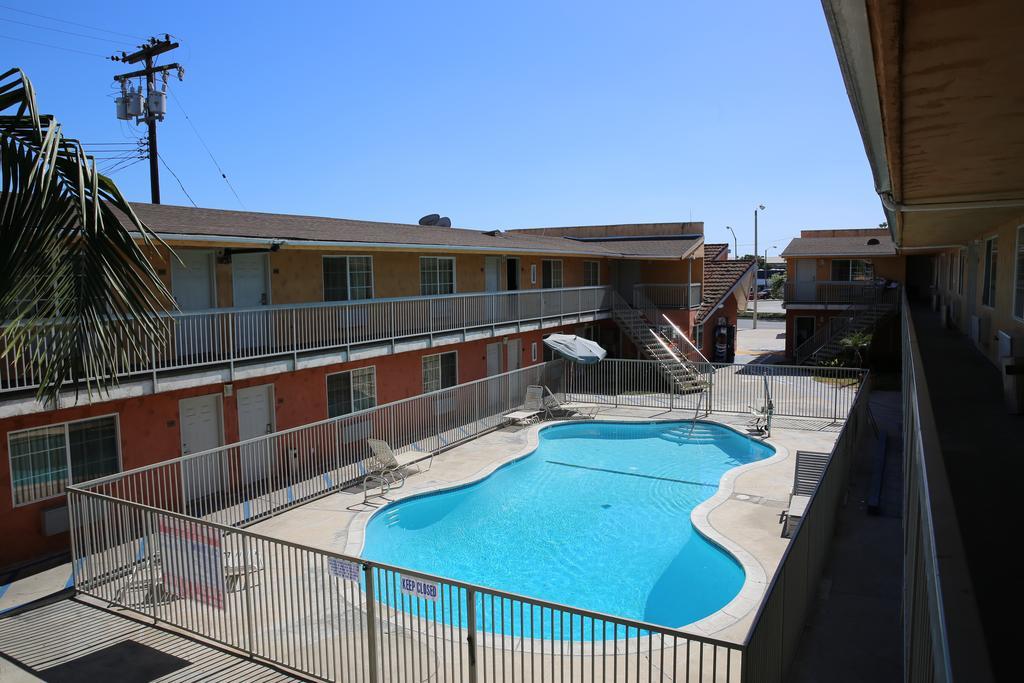 Chateau Inn & Suites Downey Exterior foto